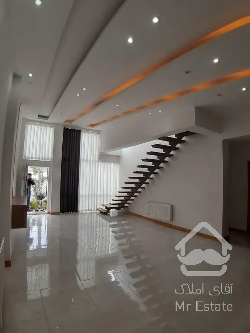 فروش ویلا نیمپیلوت استخر داخل دل جنگل