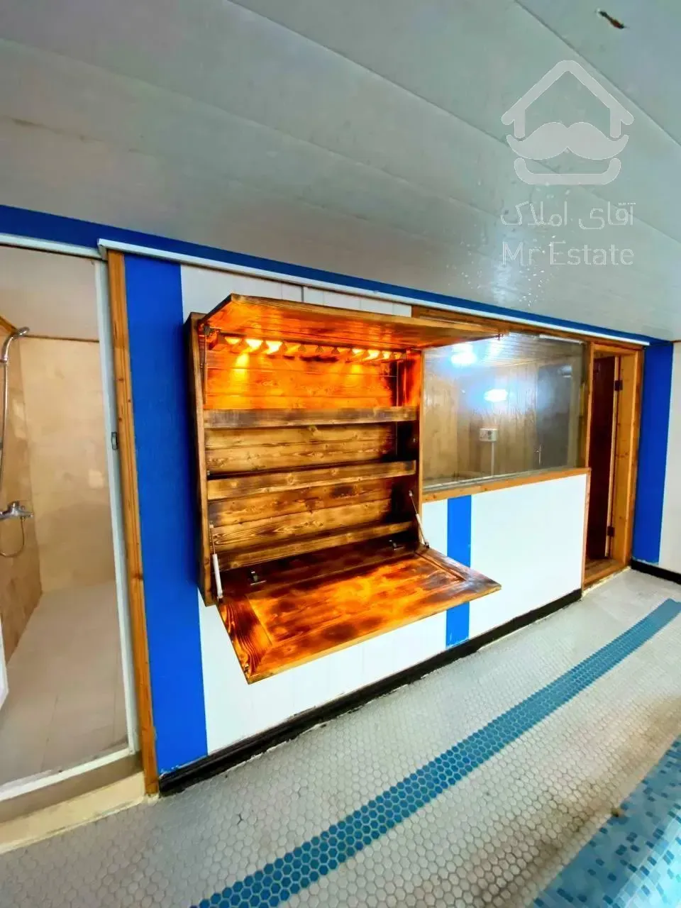 فروش ویلا نیمپیلوت استخر دار نما چوب در شهر زیبای نور