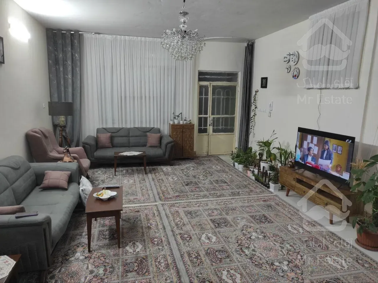 ۱۰۵ متر ویلایی منزل اباد