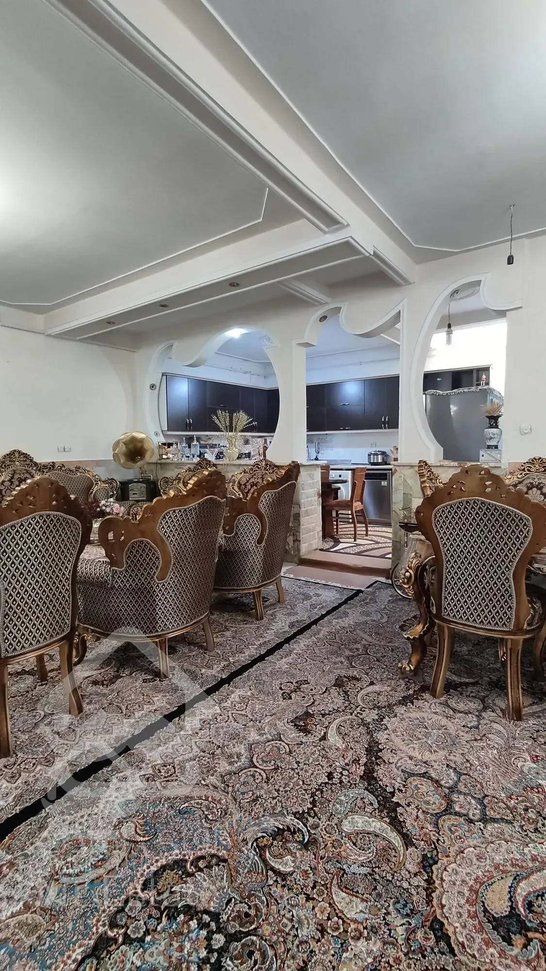 ویلایی 210متر حافظیه سند دار