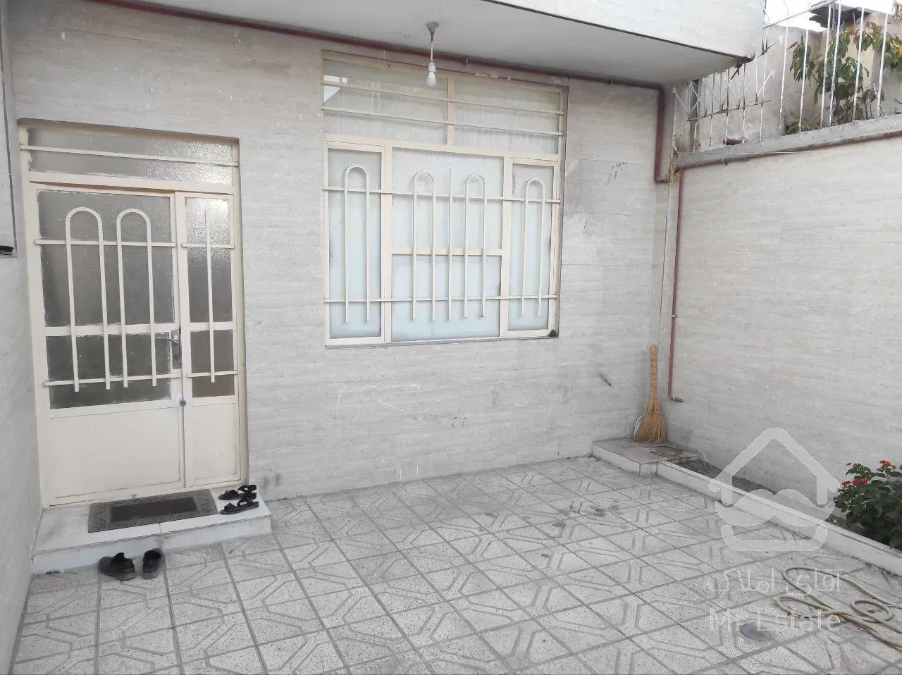 ۱۰۵ متر ویلایی منزل اباد