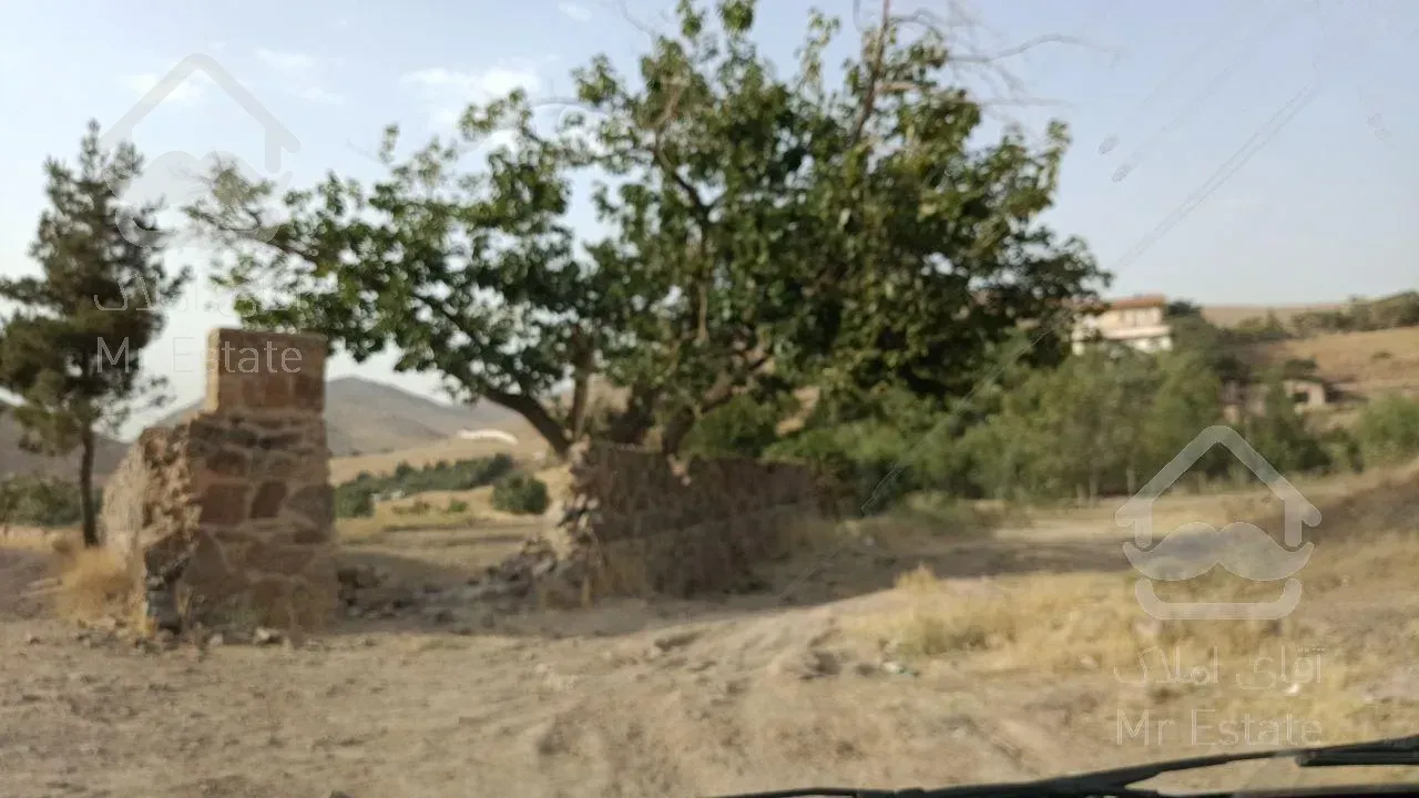 زمین ۱۵۰۰ متر