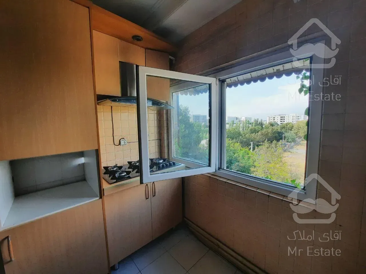 ۱۶۸ متری تک واحدی در ۷۲۰۰ متر باغ