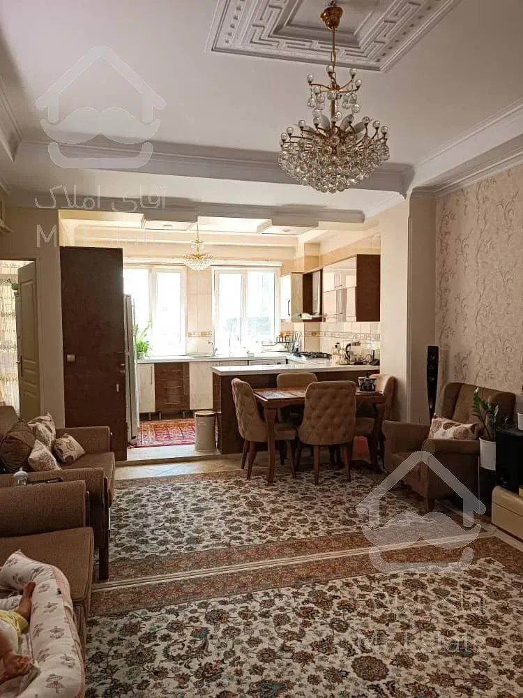 ۱۱۰متری فول امکانات