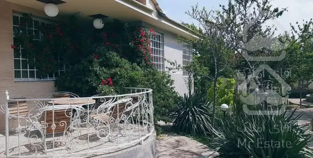 تنهاتر با آپارتمان و خودرو در مشهد