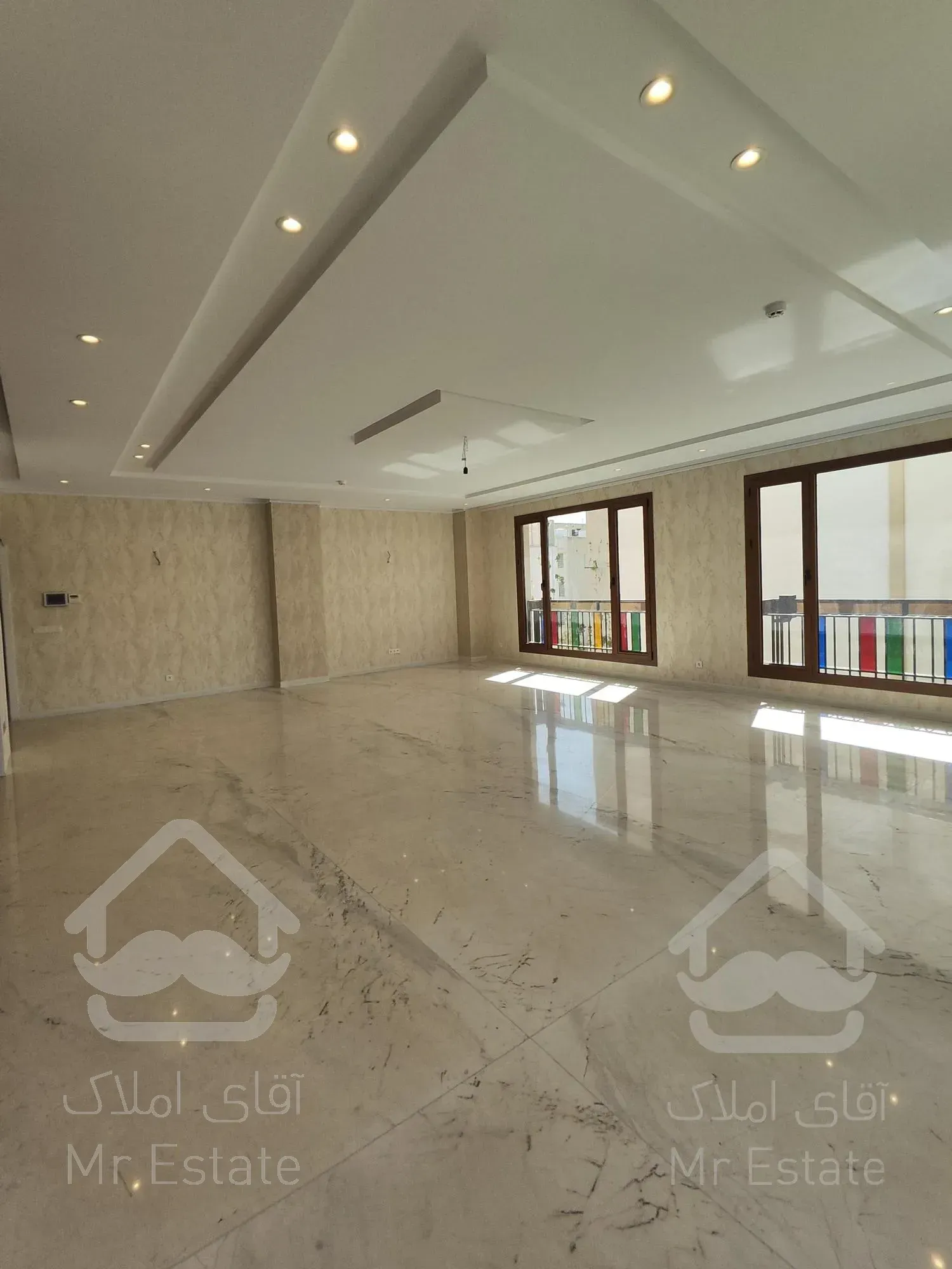 1350 متر مستغلات اداری/20پارکینگ/فلت/پاسداران