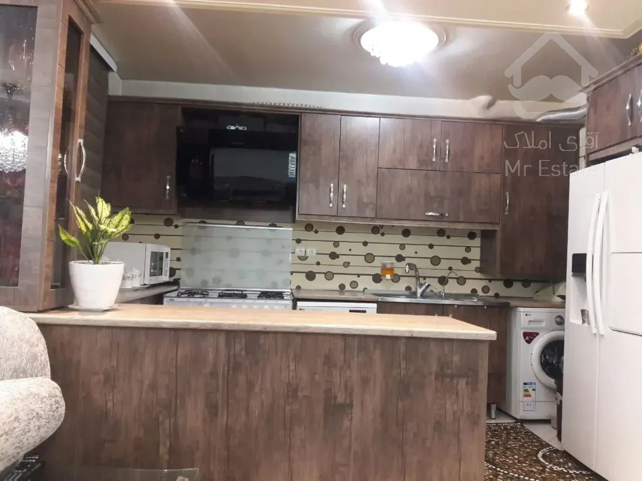 100 متری 2 خوابه آپارتمان های فیروزآبادی