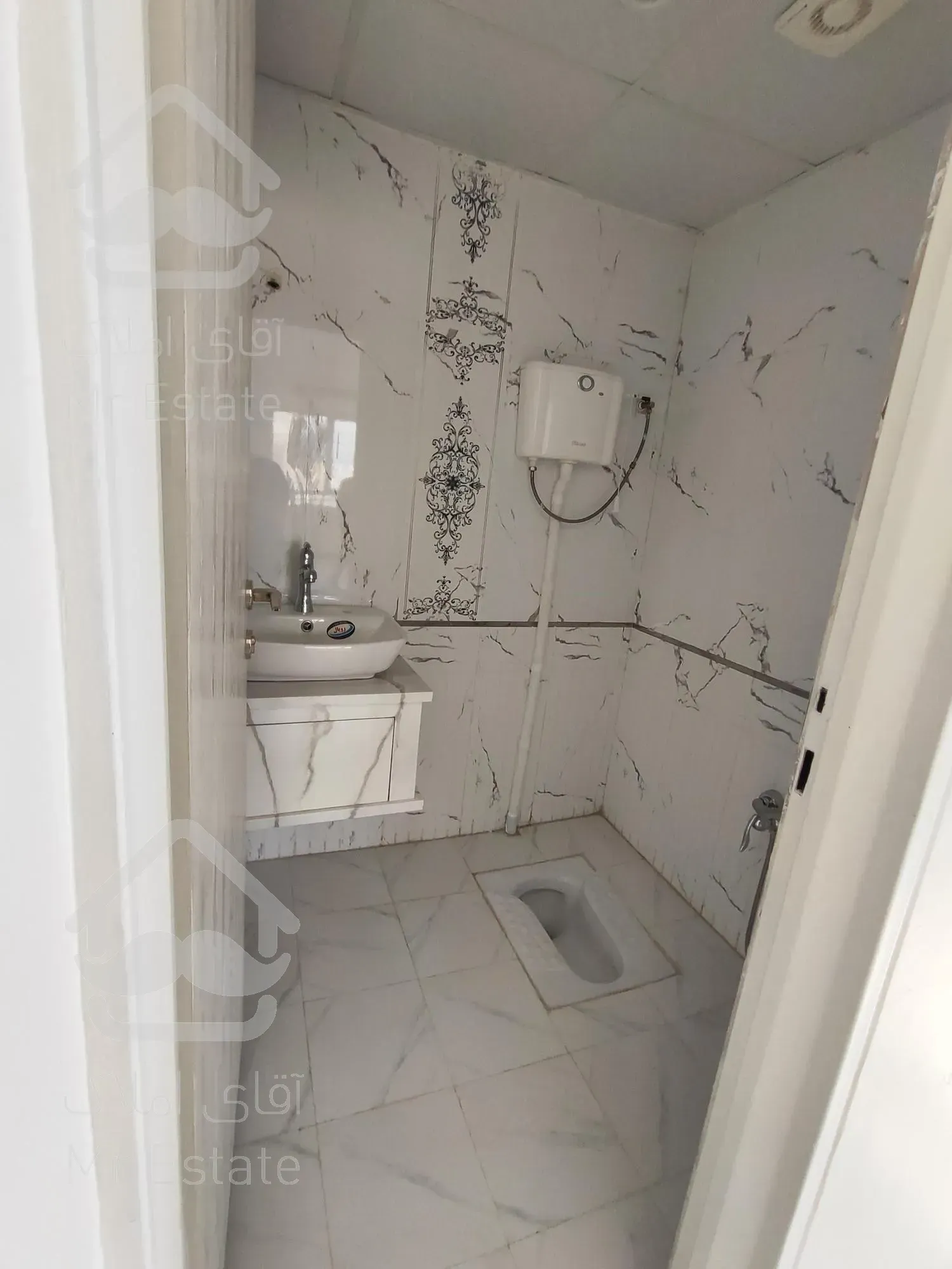 ۸۰ متر ۲خواب کلید نخورده