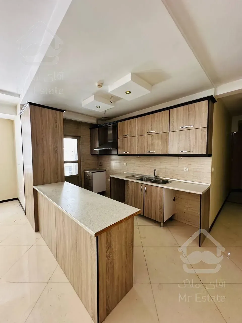 ۹۵متر ۲خواب روبه آفتاب سالن پرده خور