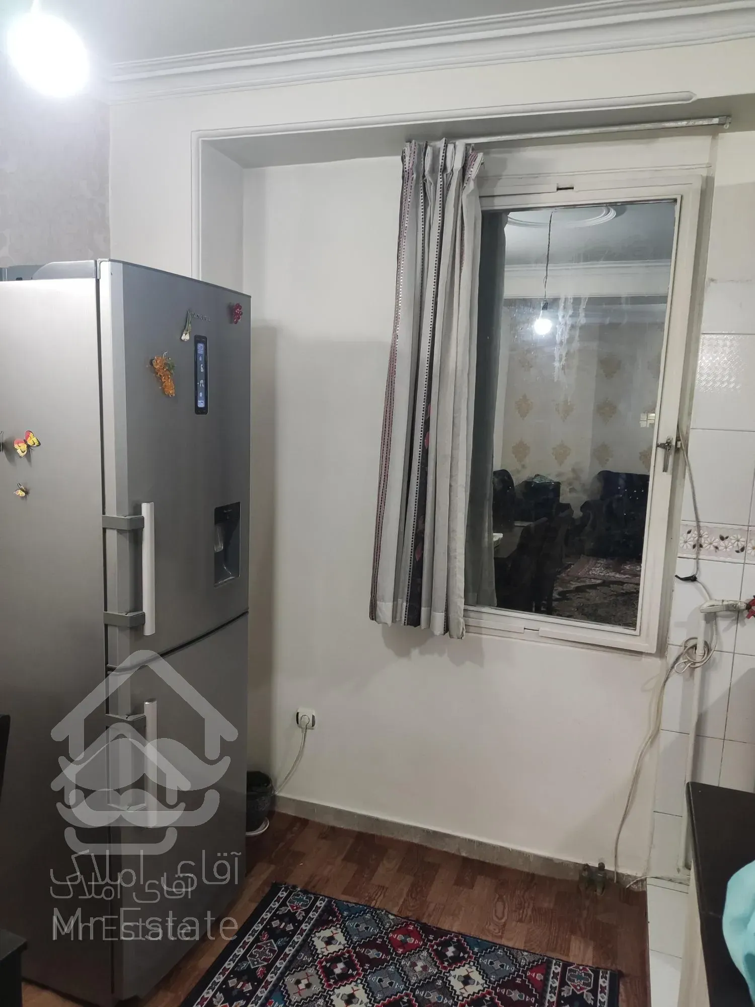 آپارتمان 61/5 متری