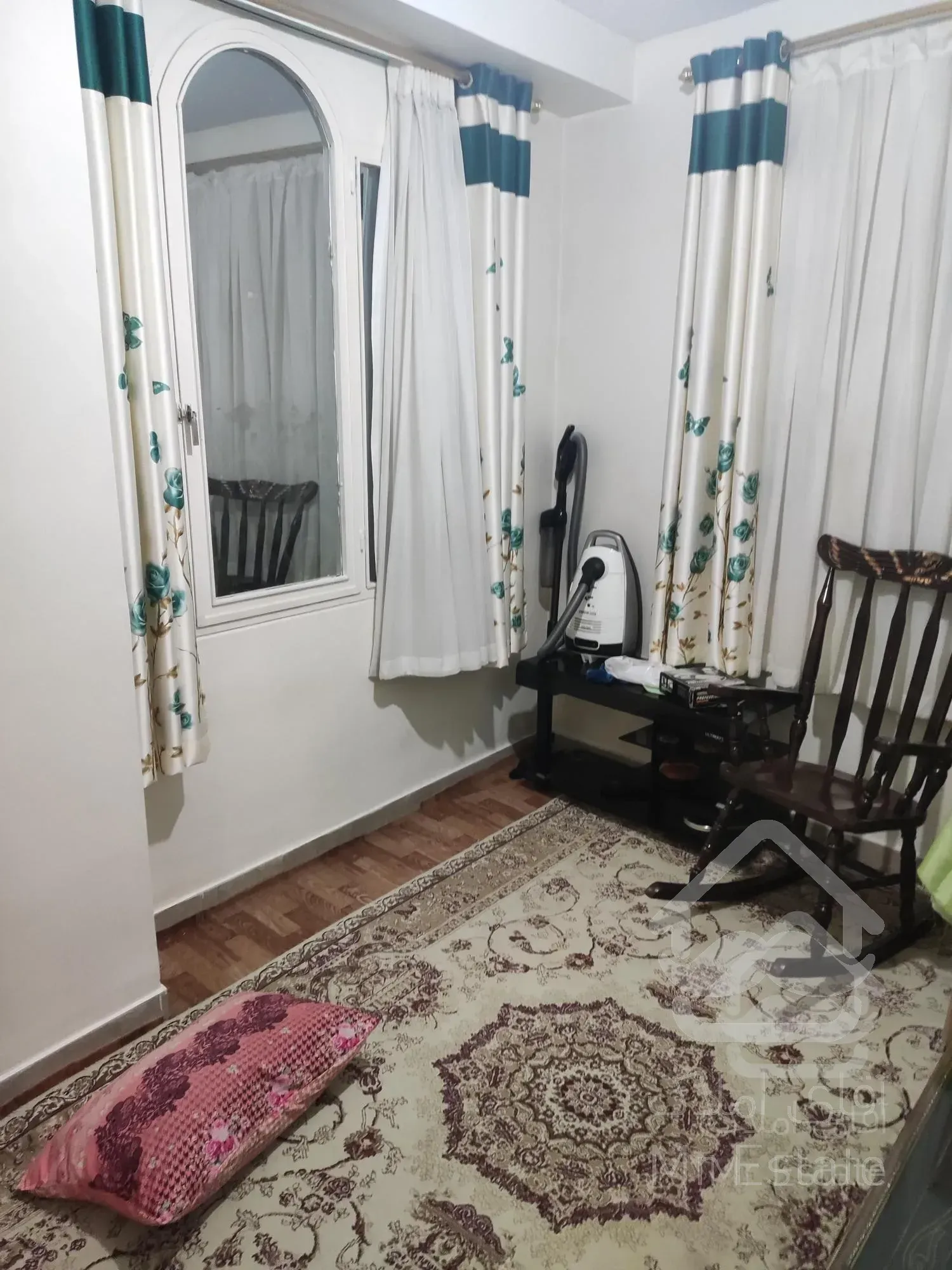 آپارتمان 61/5 متری