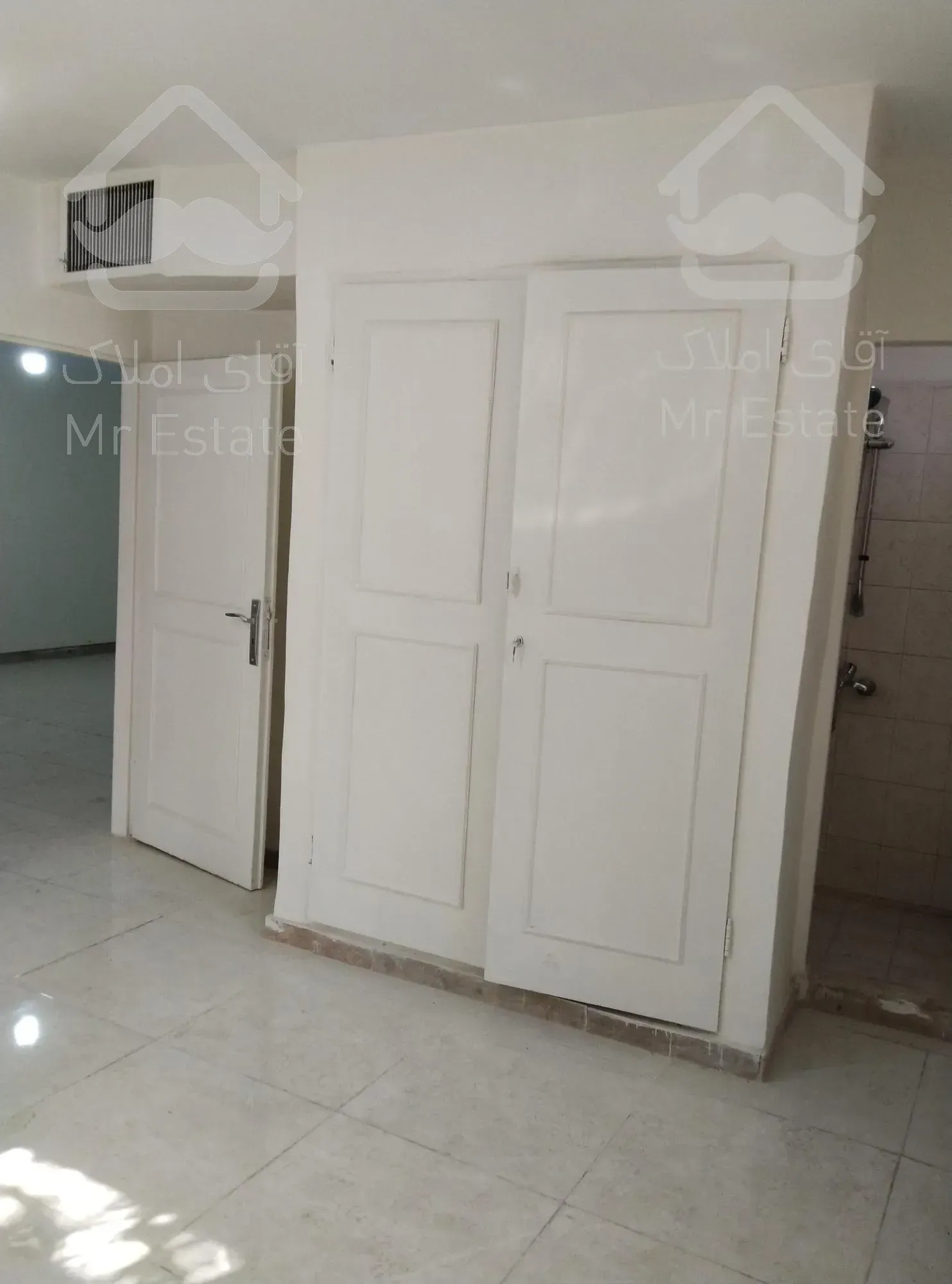 ۶۰ متر انتهای جیحون فول بازسازی/مناسب برای مجرد و خانواده