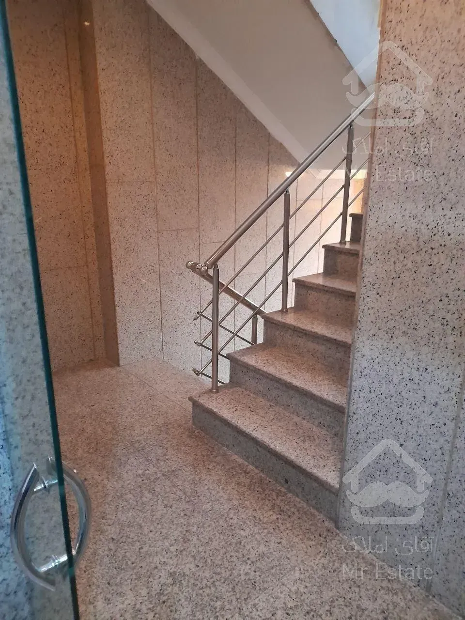 65 متر سند اداری یک خواب بر فردوس شرق