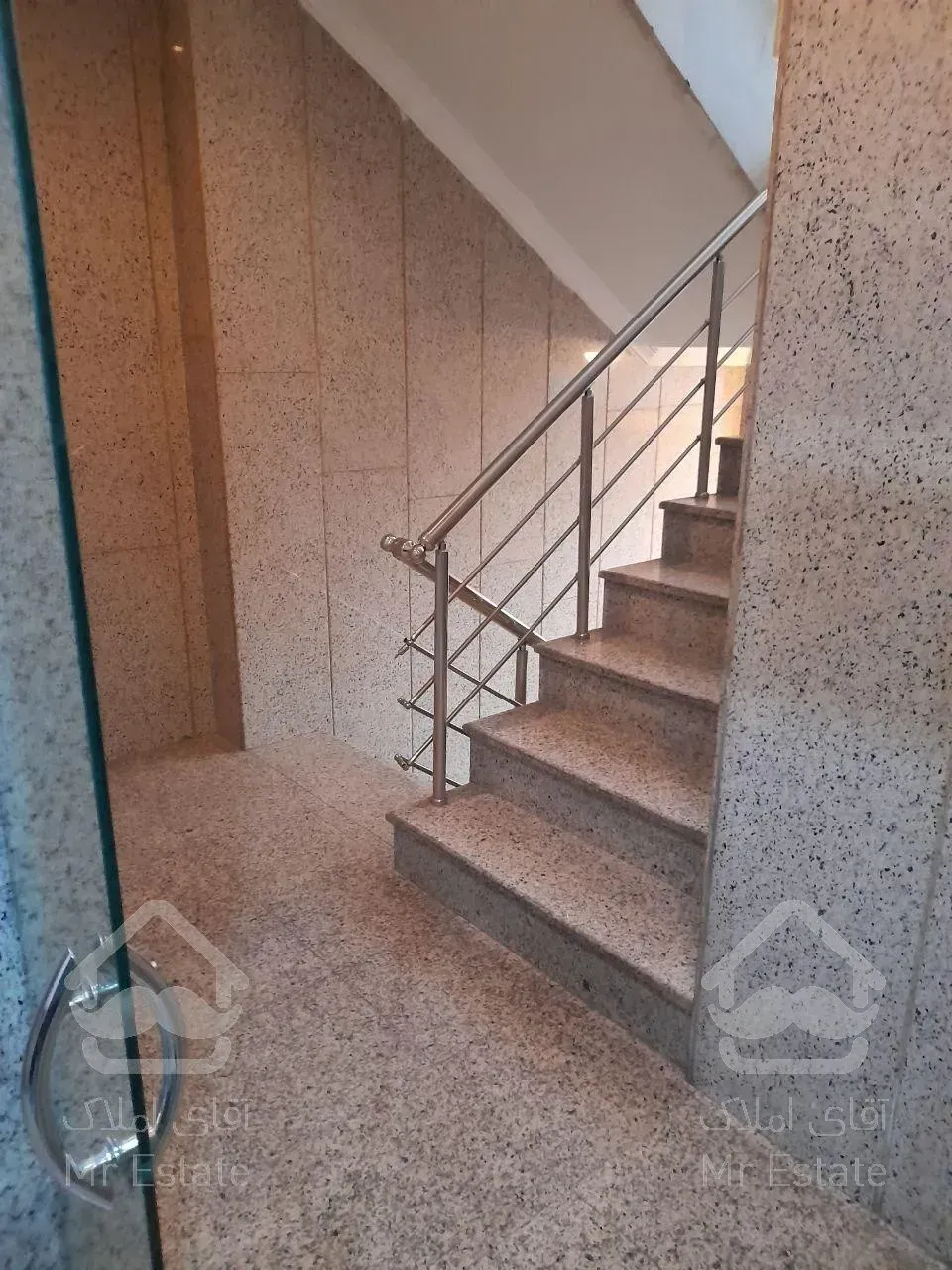 63 متر اپارتمان سند اداری بر بلوار فردوس شرق