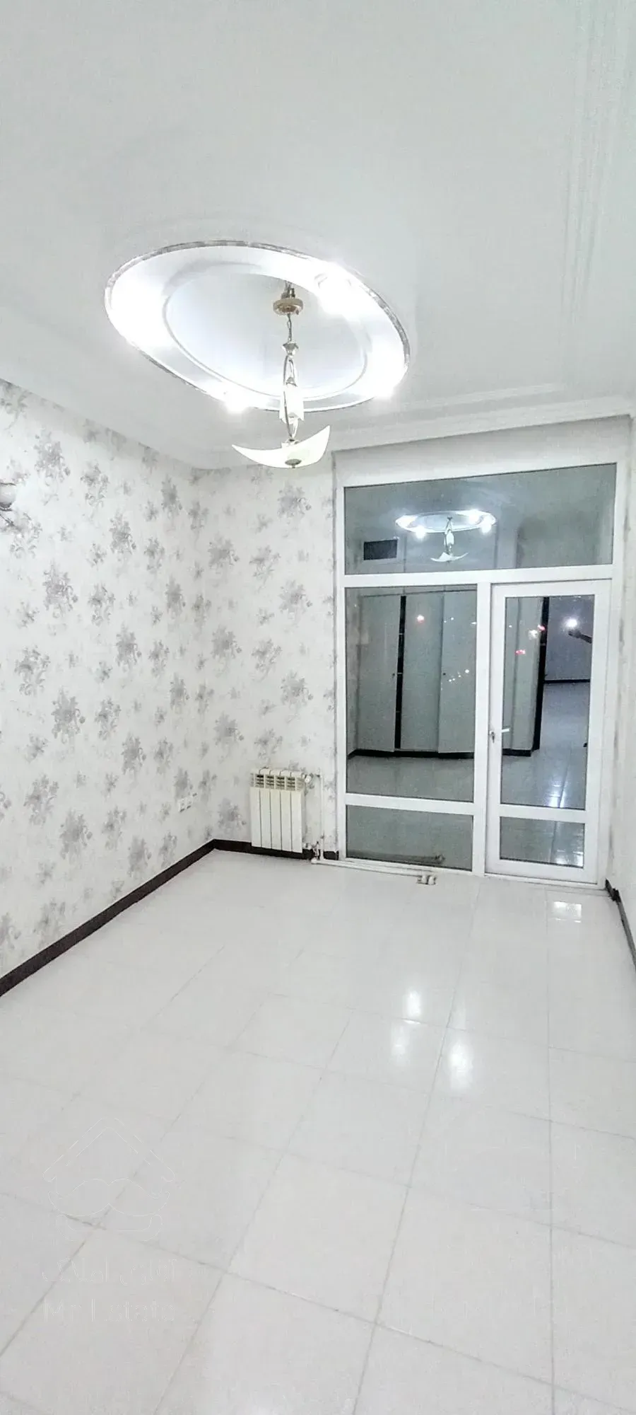 ۱۳۵ متر دو خوابه نوسازی شده