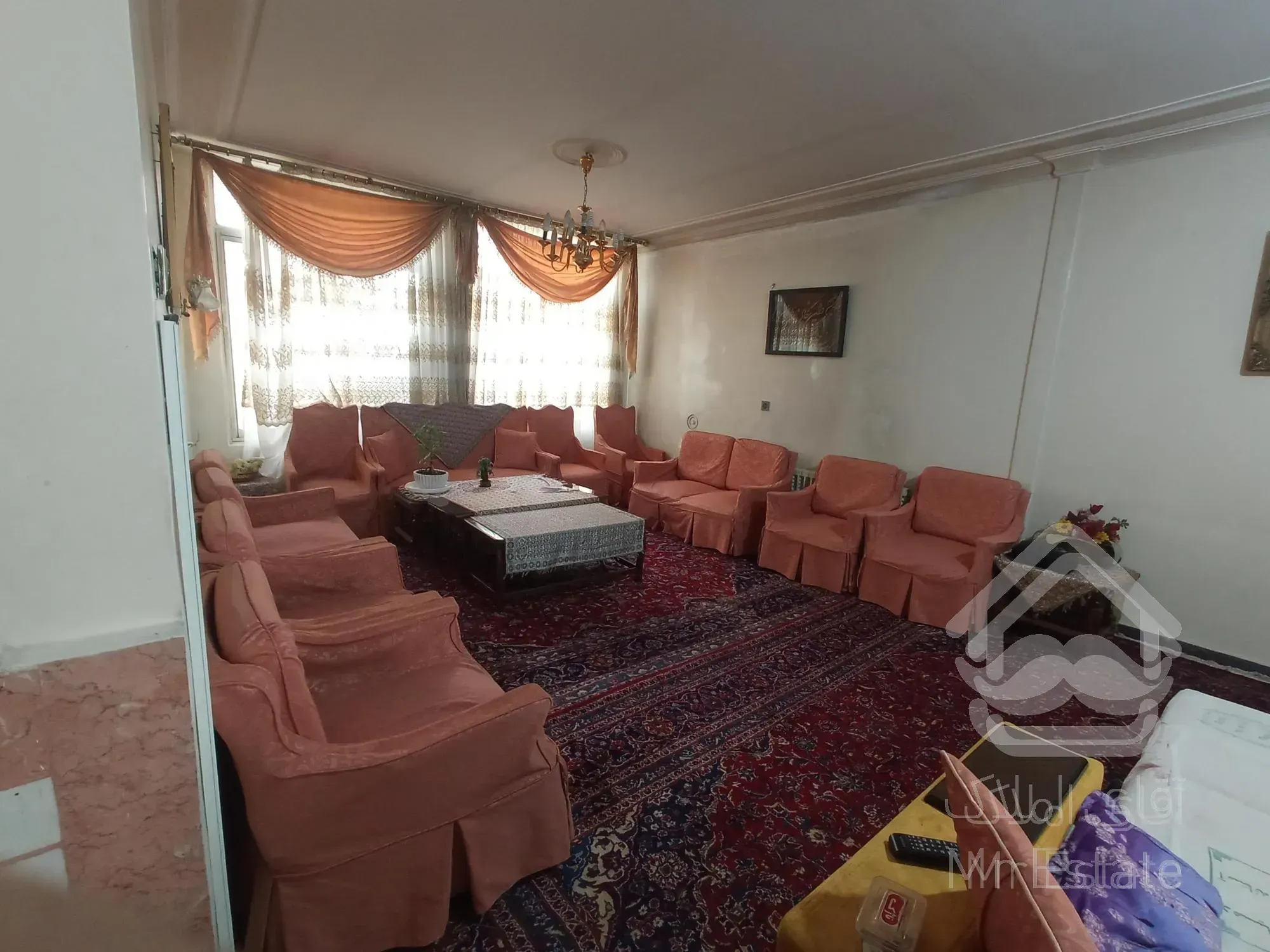 ۳ طبقه ۲۰۰ متری