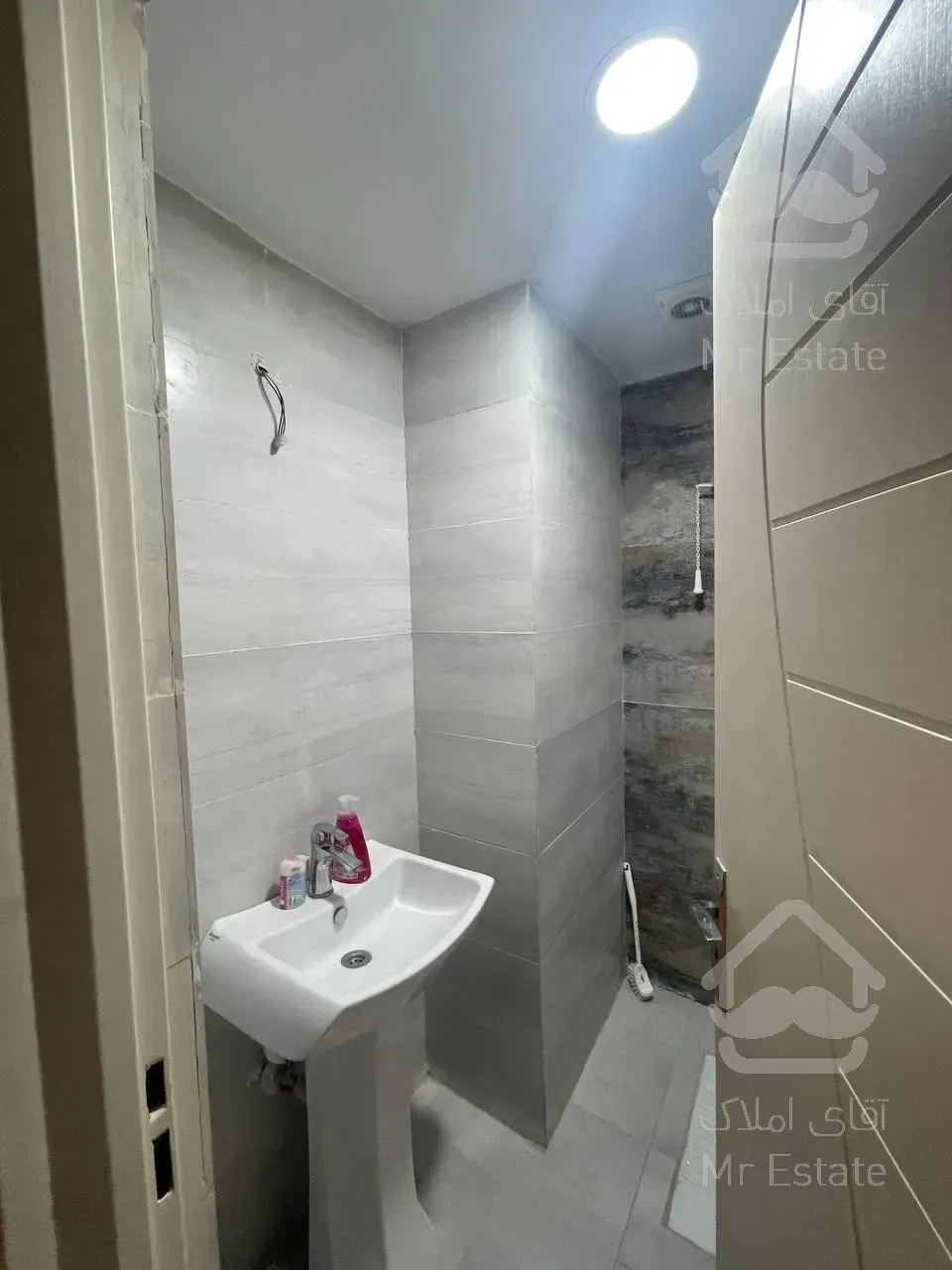 یک ملک بگیر  با اثاث کشی سالانه خداحافظی کن