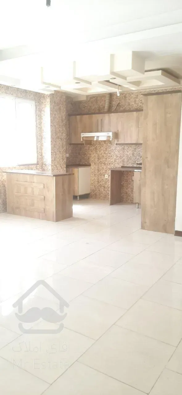 مفتح جنوبی ۹۰ متر دوخواب مسکونی