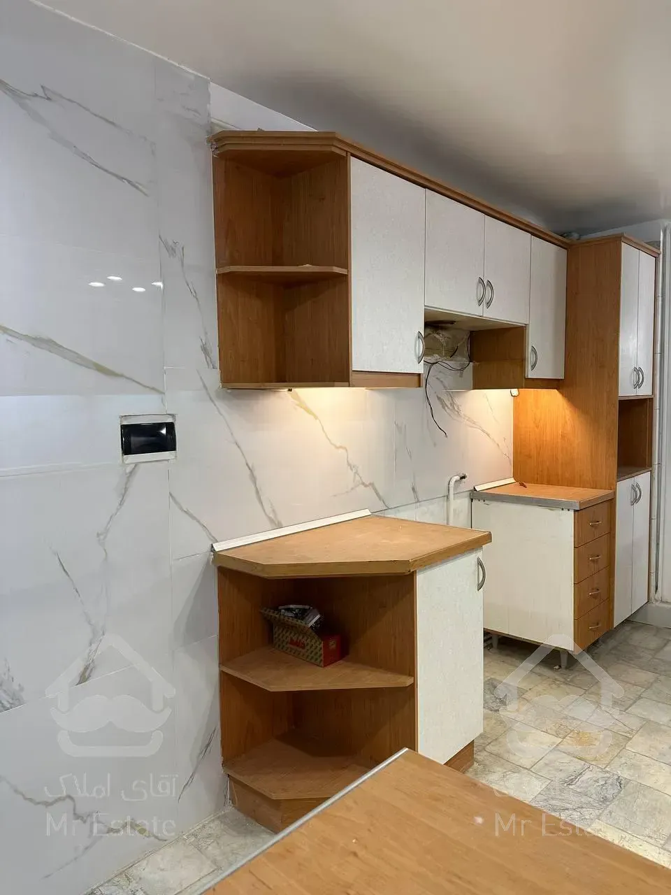 ۸۵ متر دو خواب خیابان ایران