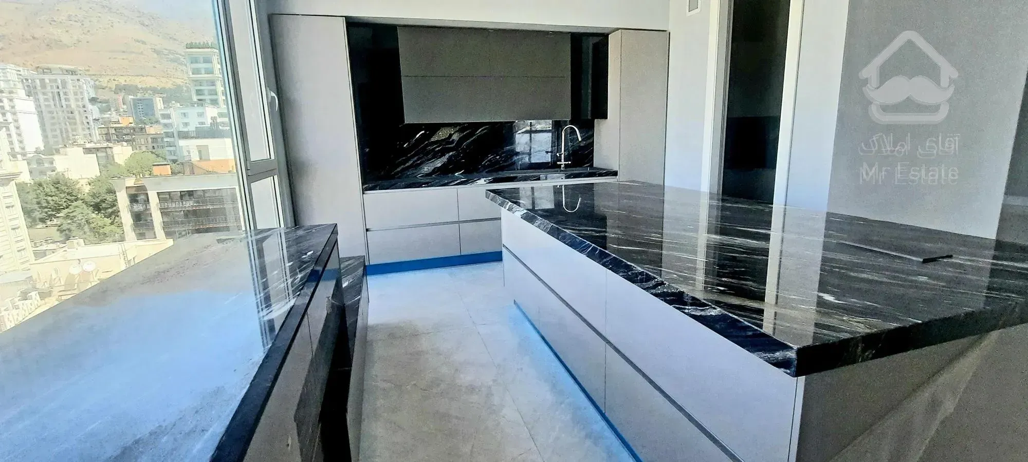 فروش آپارتمان ۳۹۸ متری مدرن در کامرانیه