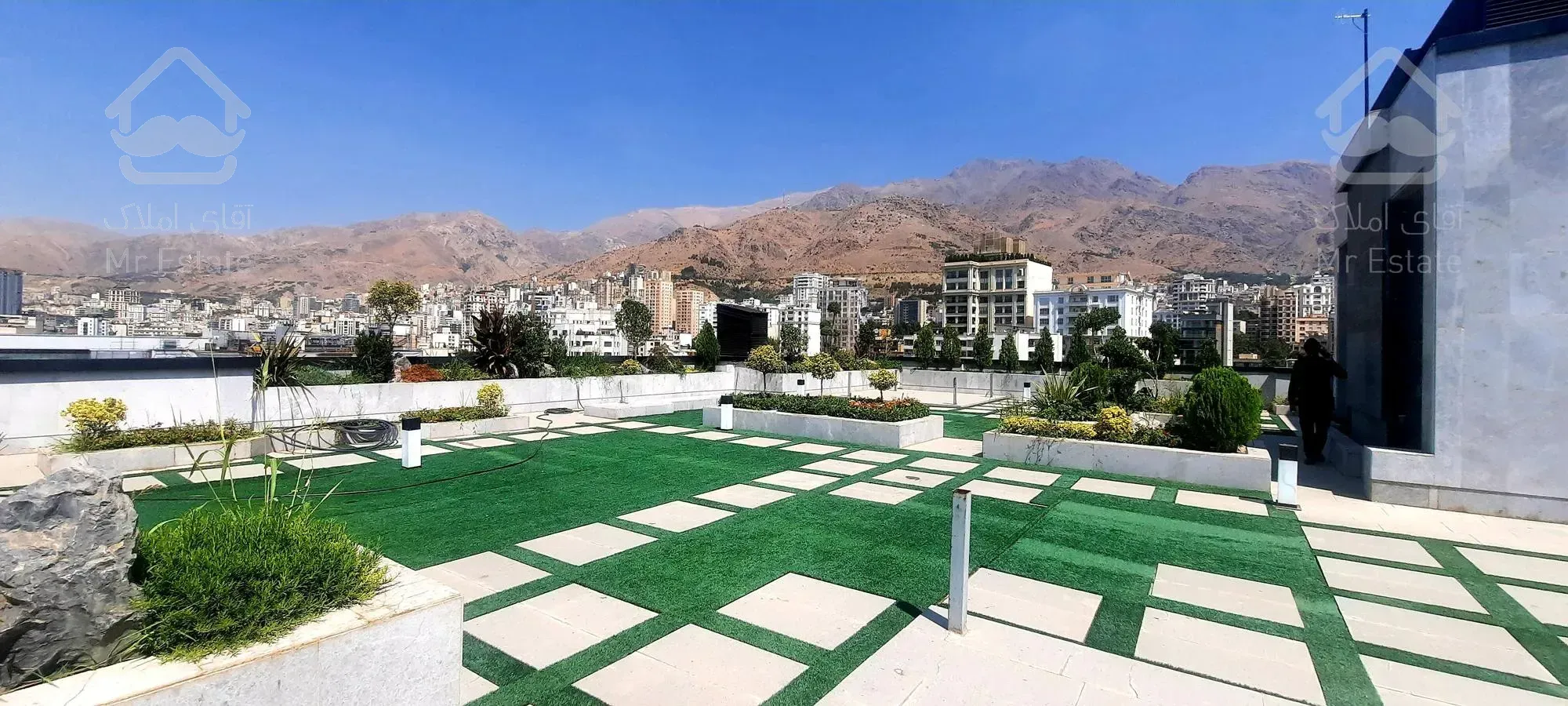 فروش آپارتمان ۳۹۸ متری مدرن در کامرانیه