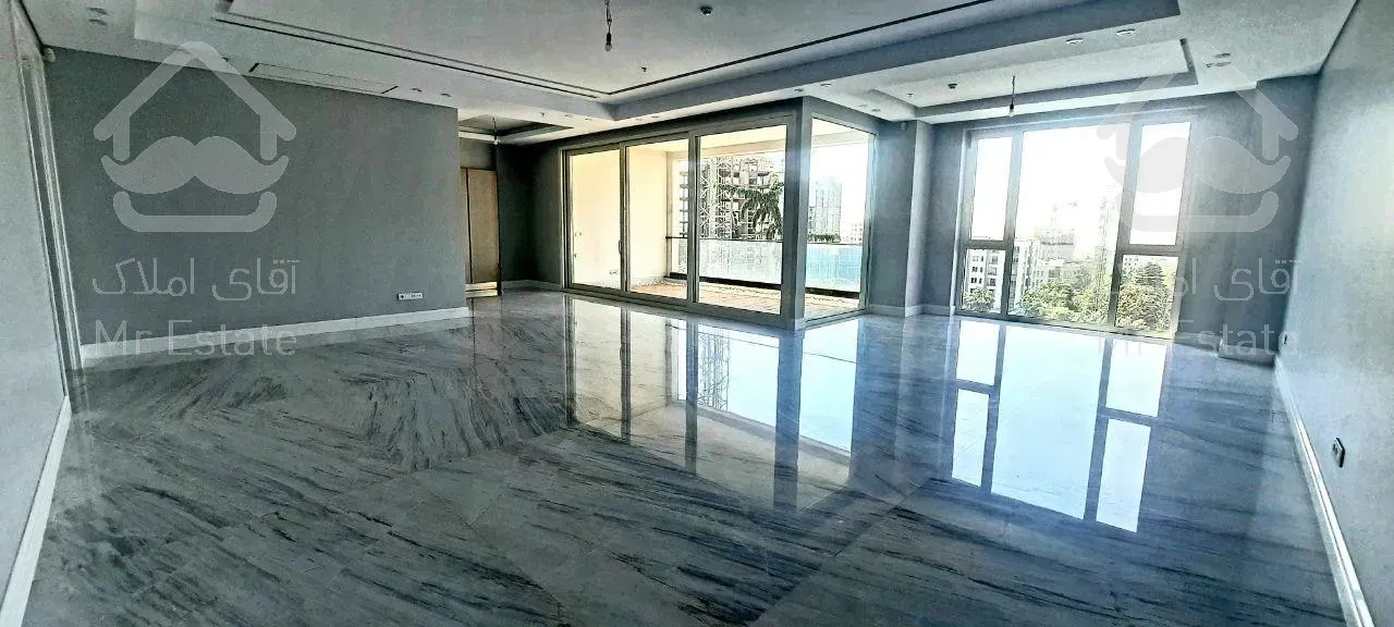 فروش آپارتمان ۳۲۷ متری برج باغ در کامرانیه