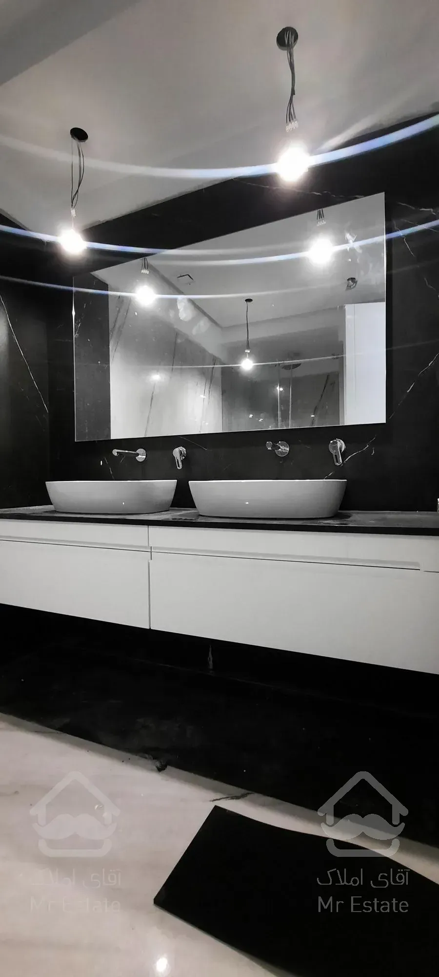 فروش آپارتمان ۳۲۶ متری مدرن برج باغ در کامرانیه