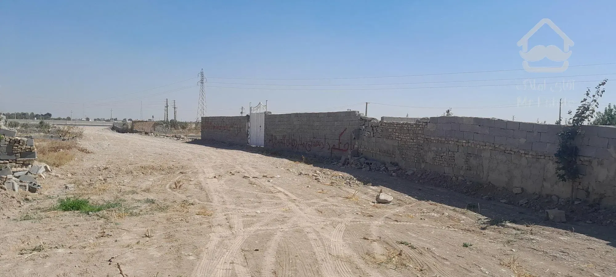 ۱۰۰۰متر چهاردیواری کاربری باغو باغچه ابو برق