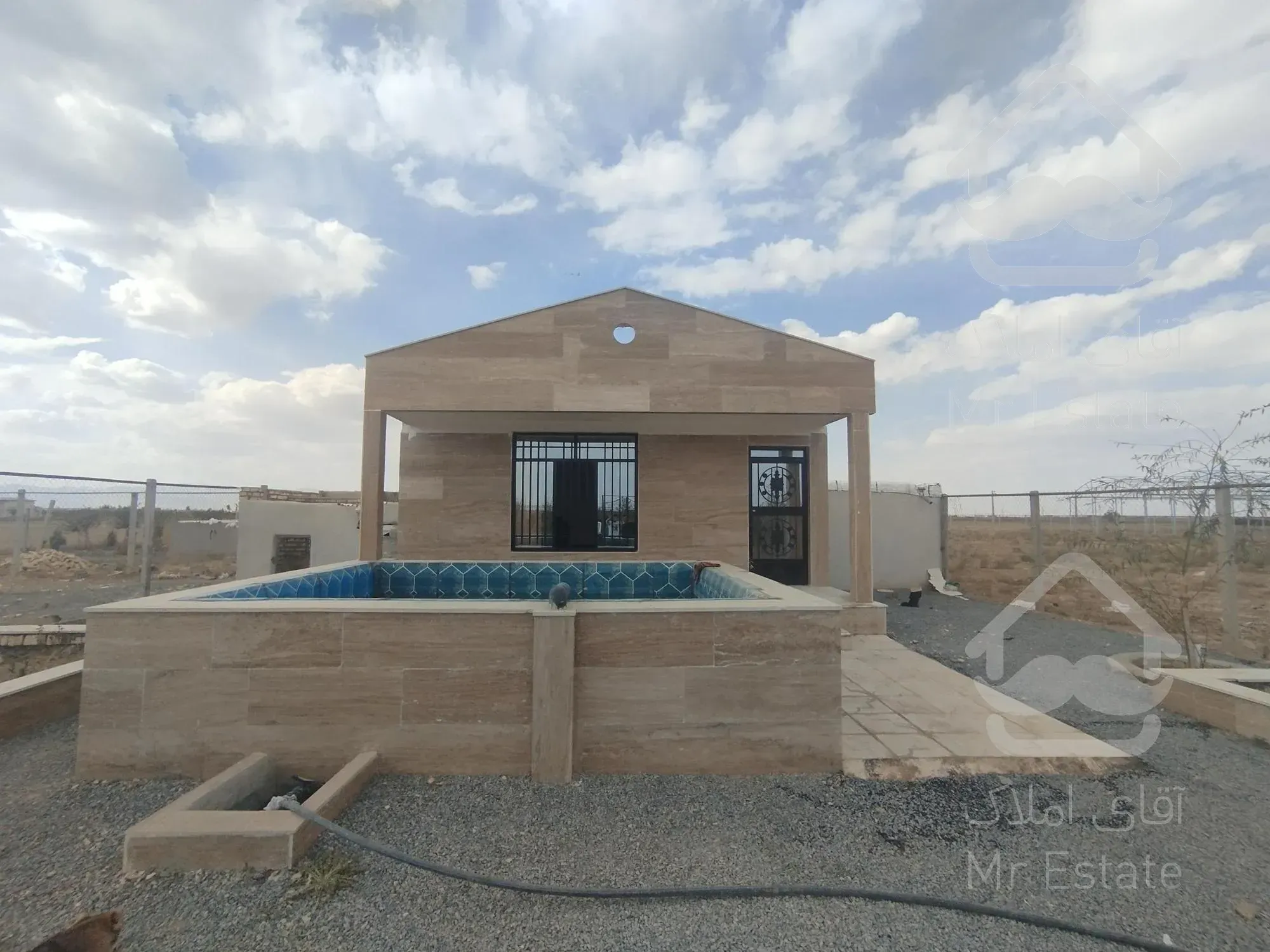 باغ ویلا (گاوخونه)