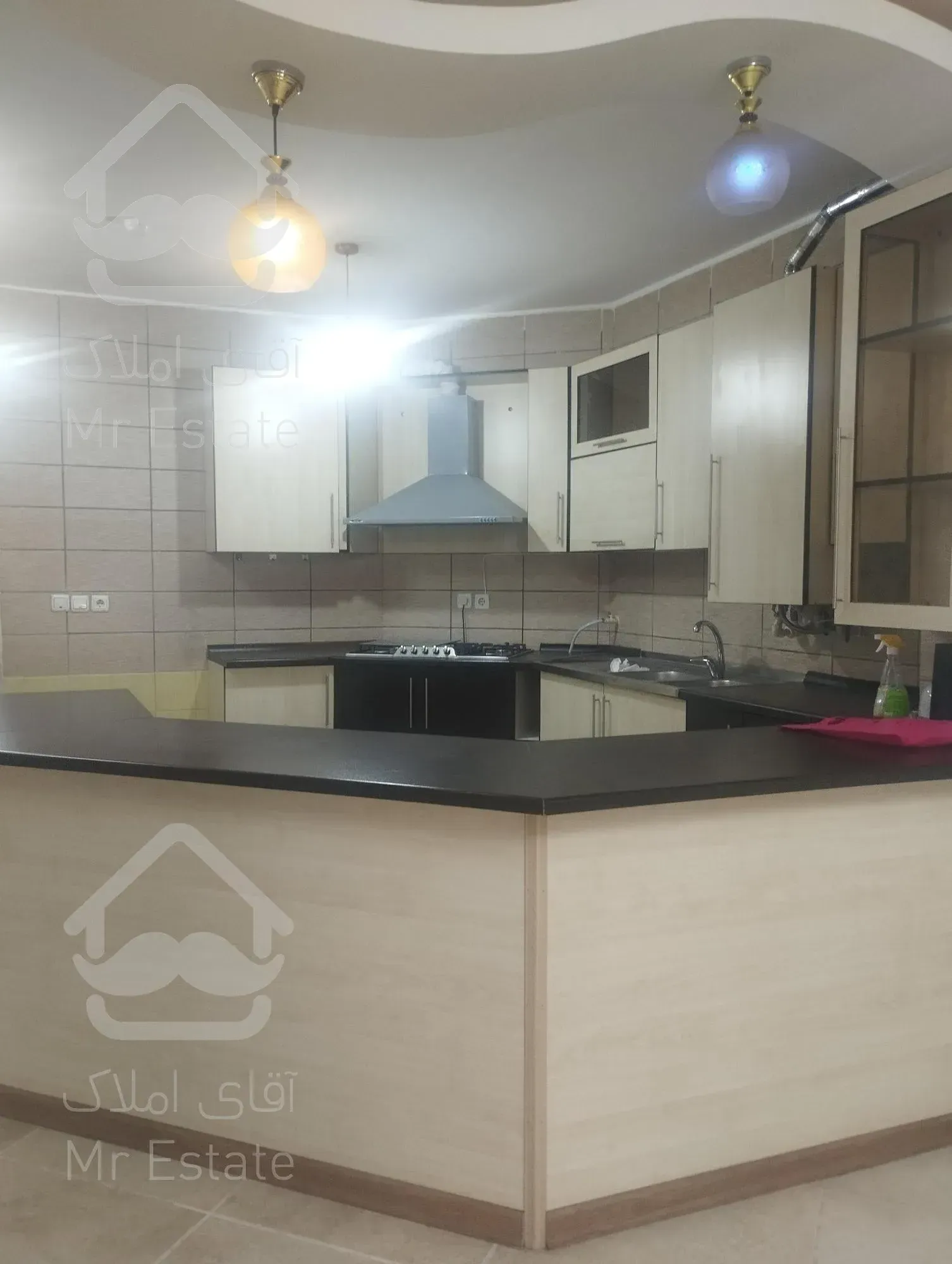 آپارتمان ۱۶۰ متری / ۳ خواب / معالی آباد