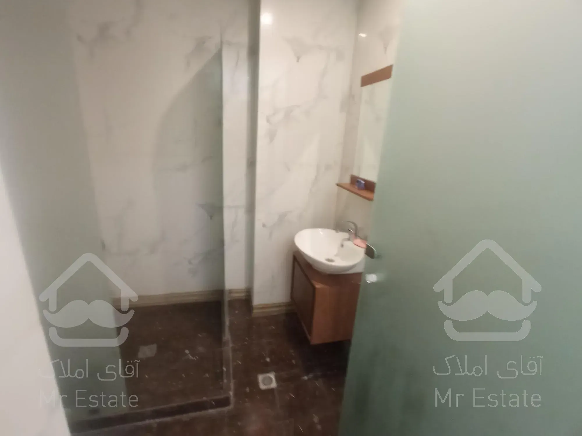 ۱۴۵ متر/۳خوابه/ظفر