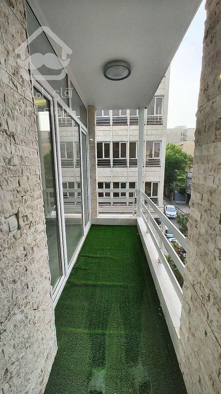 واحد جلو/پارکینگ سندی/پلان مربع/گنج