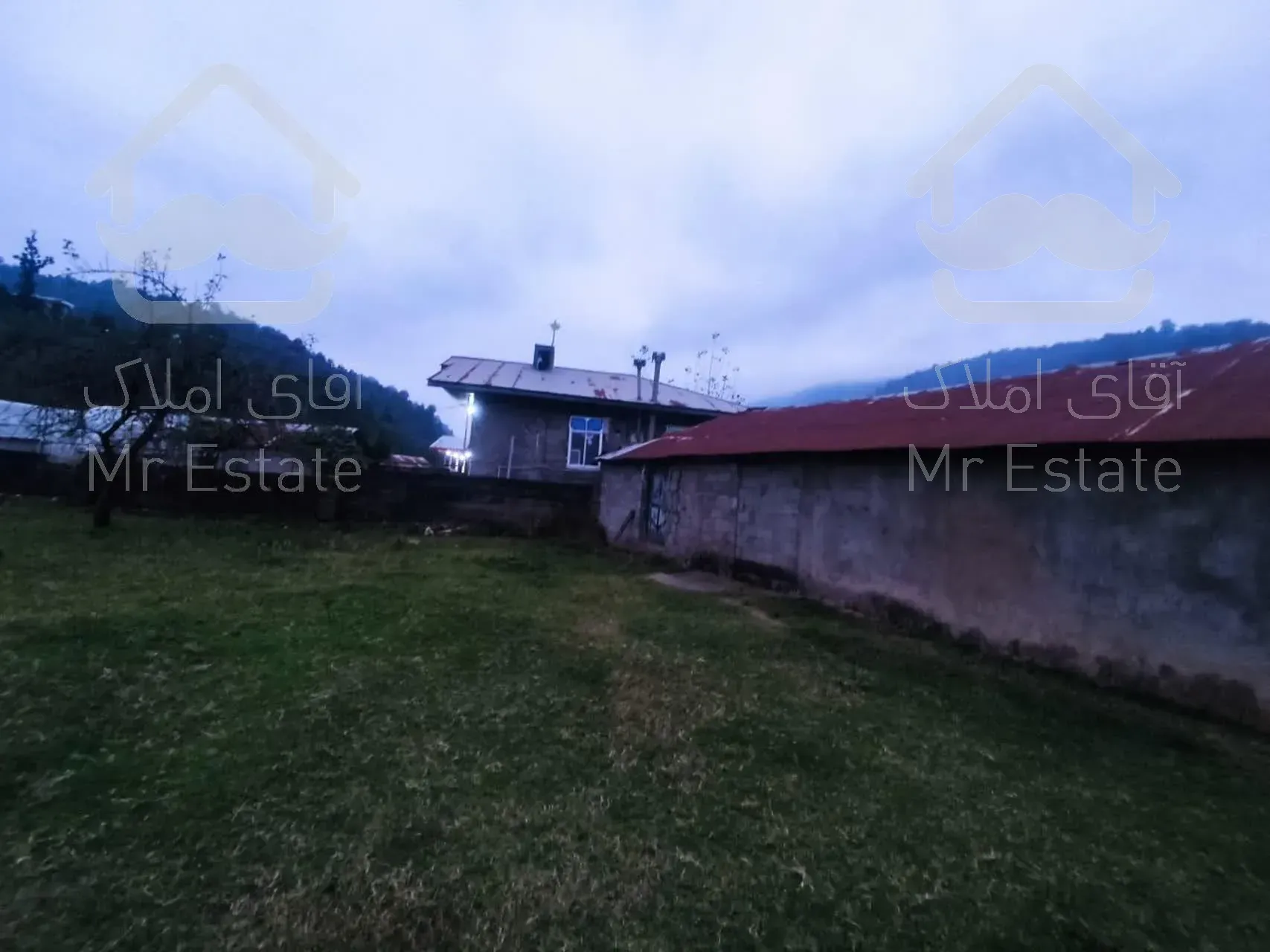 فروش ۲۵۰ متر زمین (کارگزاری نسل نو)