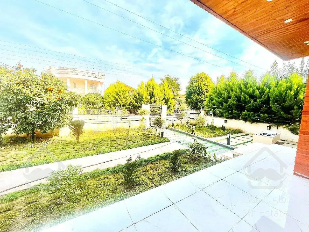 دوبلکس مدرن با سند