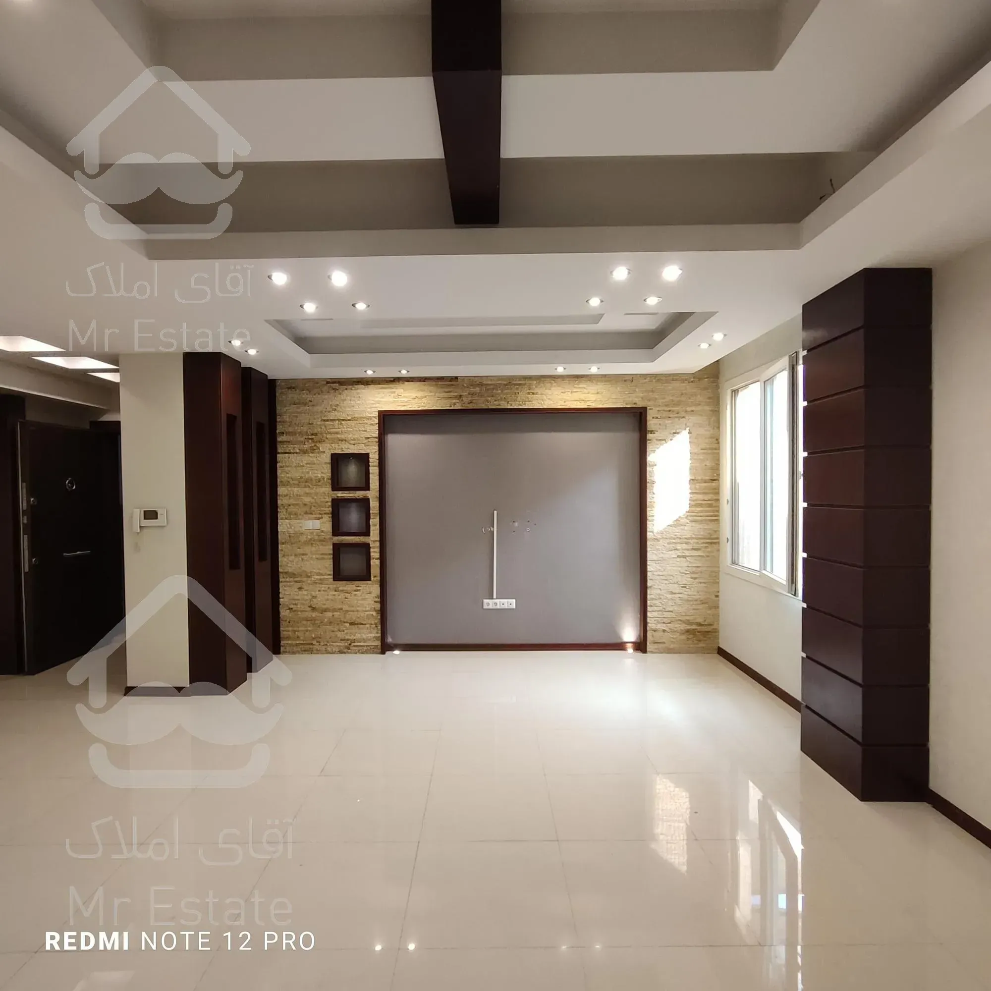 سعادت آباد ۱۰۰متر ۲خواب ۹ساله کم واحد