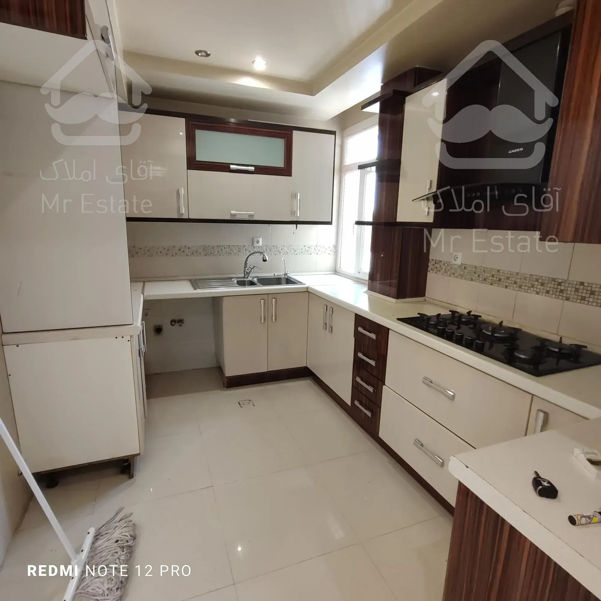 سعادت آباد ۱۰۰متر ۲خواب ۹ساله کم واحد