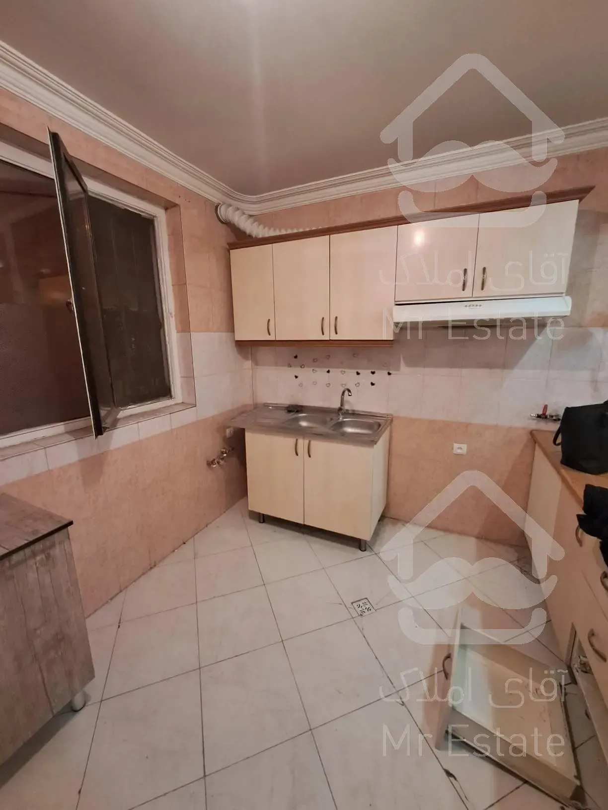 آپارتمان، ۶۰ متری، تک خواب، طبقه اول