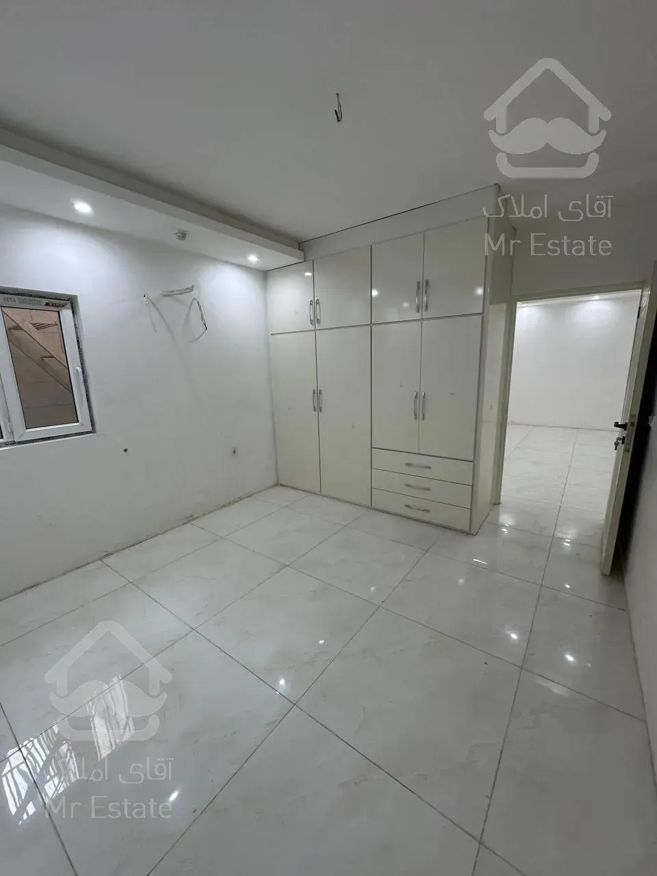 فروش یا معاوضه و تهاتر واحد 180 متری تک واحدی در پاداد