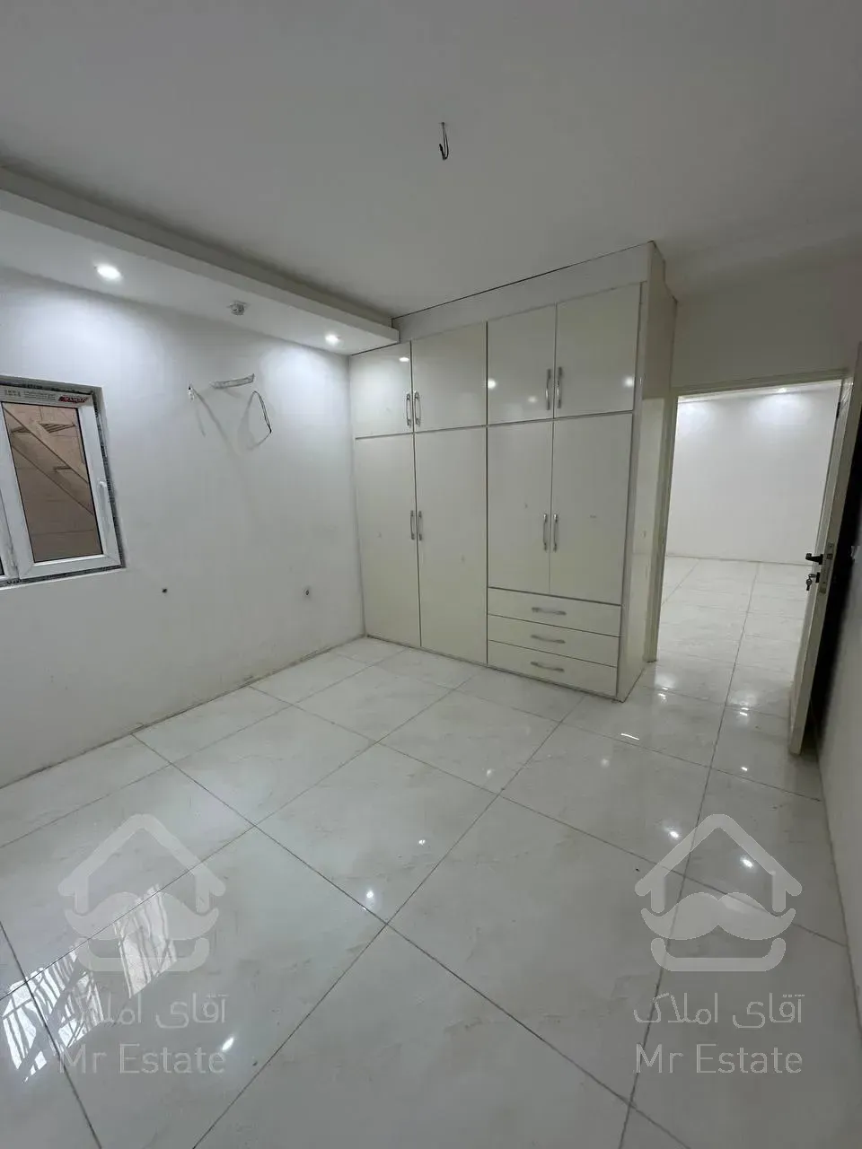 فروش یا معاوضه و تهاتر واحد 180 متری تک واحدی در پاداد