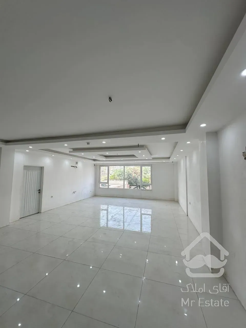 فروش یا معاوضه و تهاتر واحد 180 متری تک واحدی در پاداد