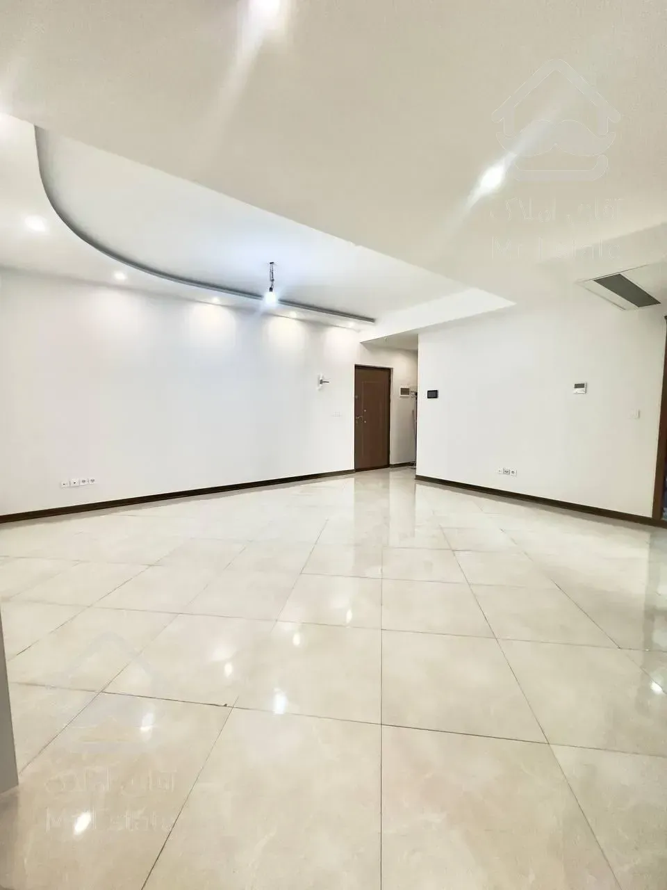 آپارتمان ۸۰ متری فول امکانات