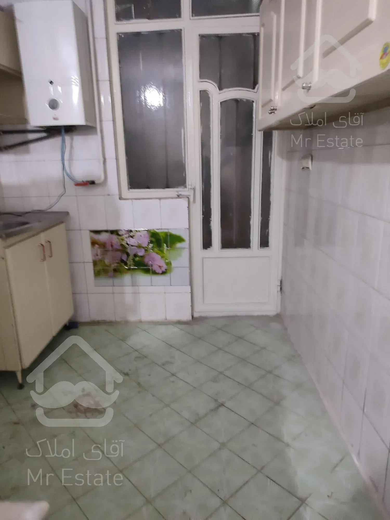 آپارتمان 40 متری 1 خوابه ط همکف استاد معین