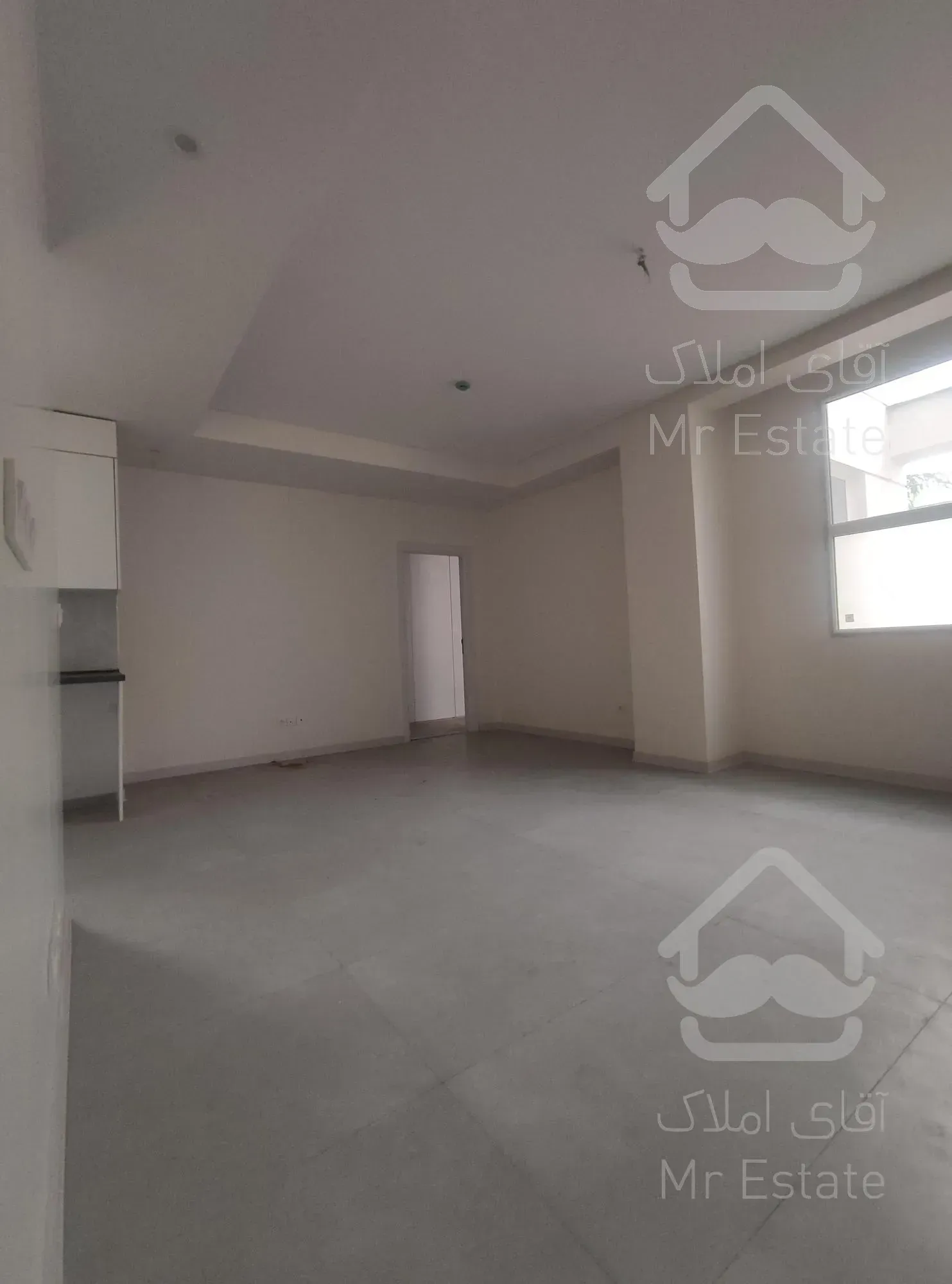 پاسداران ۶۵ متر، ۲ خواب، سند اداری