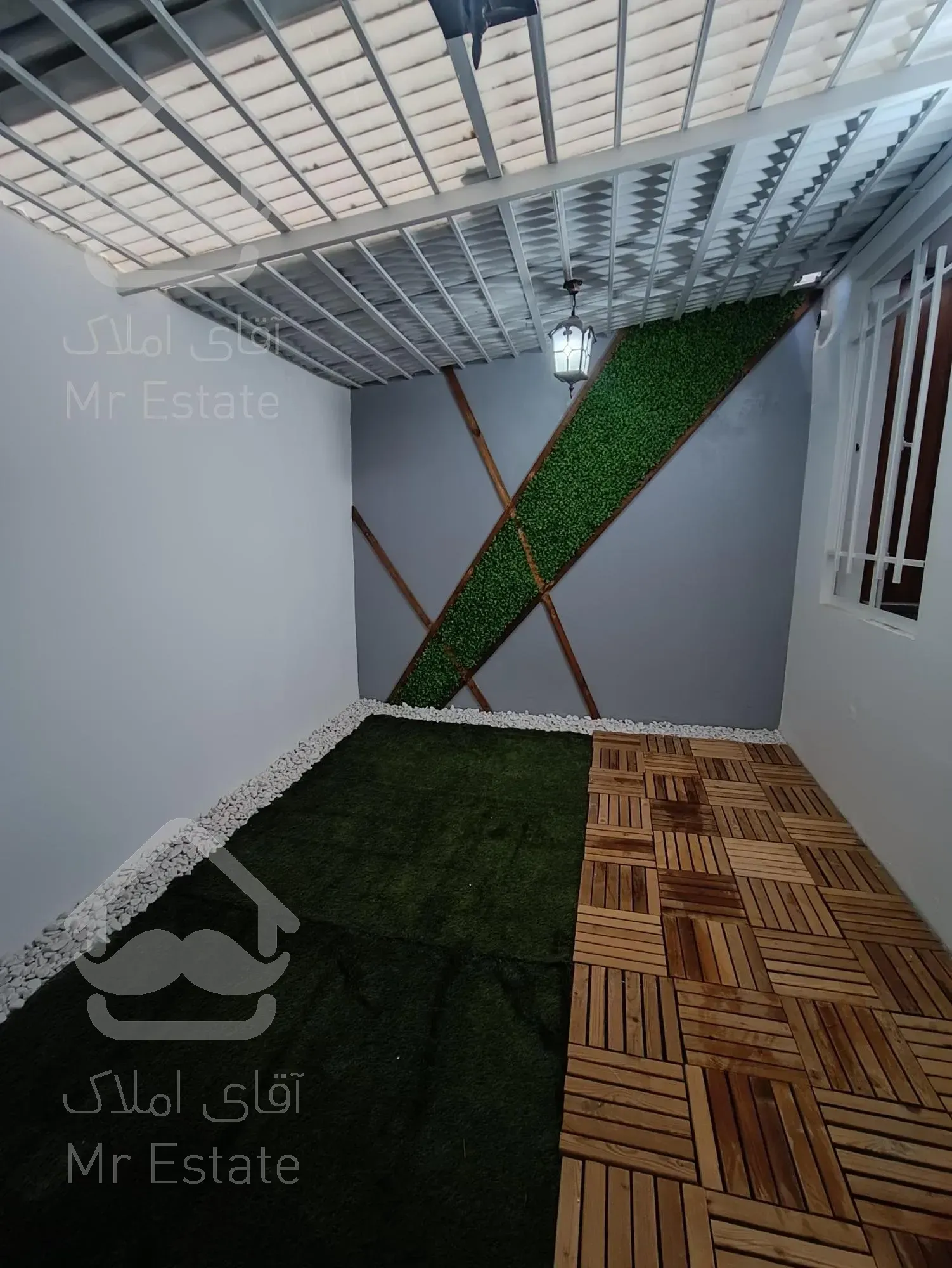 ۵۰ متر با ۱۵ متر حیاط اختصاصی اندیشه فاز۱