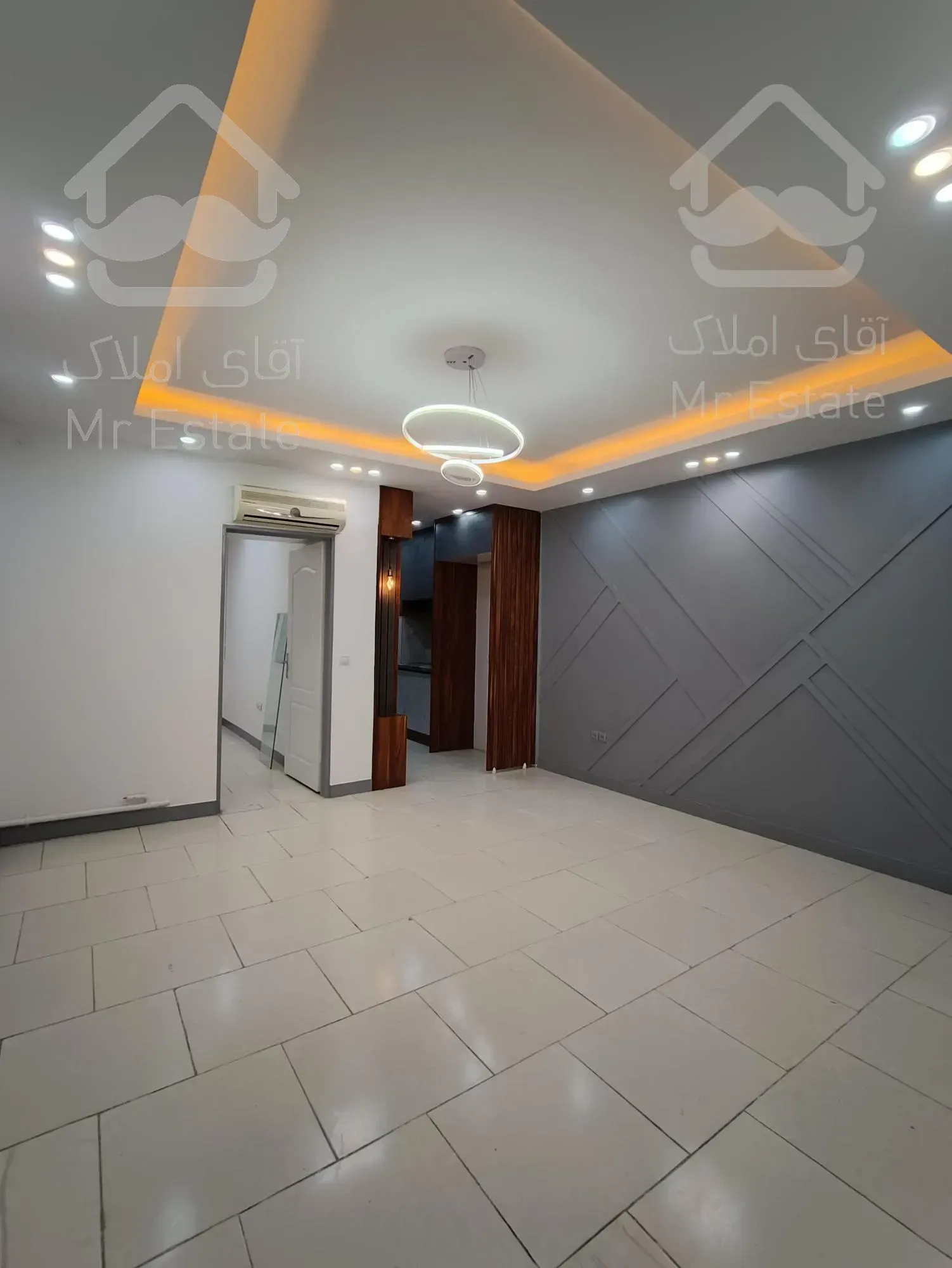 ۵۰ متر با ۱۵ متر حیاط اختصاصی اندیشه فاز۱