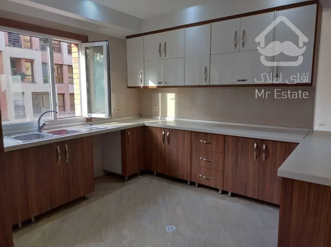 اندرزگو حکمت ۱۸۵ متر ۳ خوابه تکواحدی