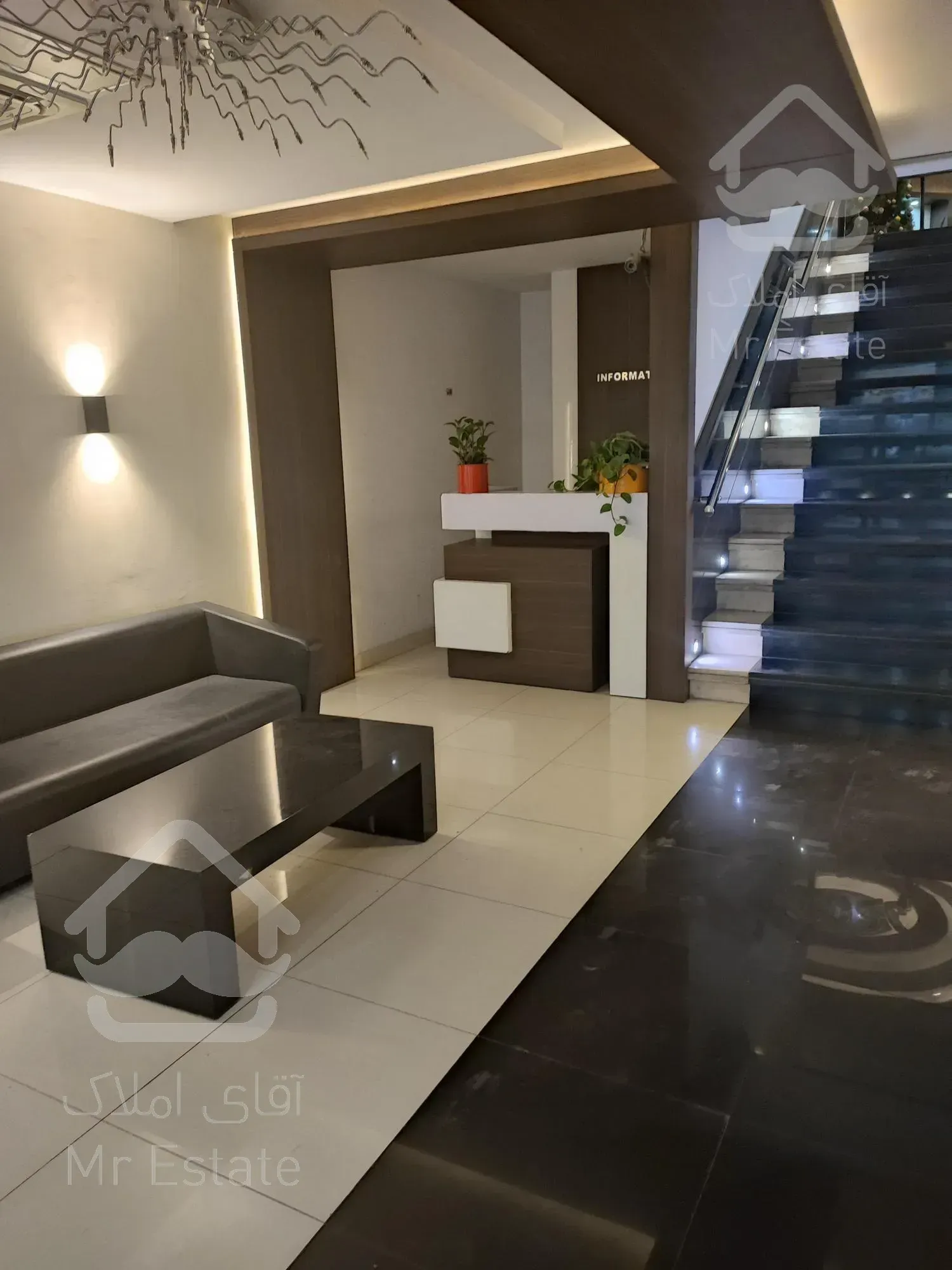 ۹۰ متر ، ساختمان پزشکان برند ، میدان ونک