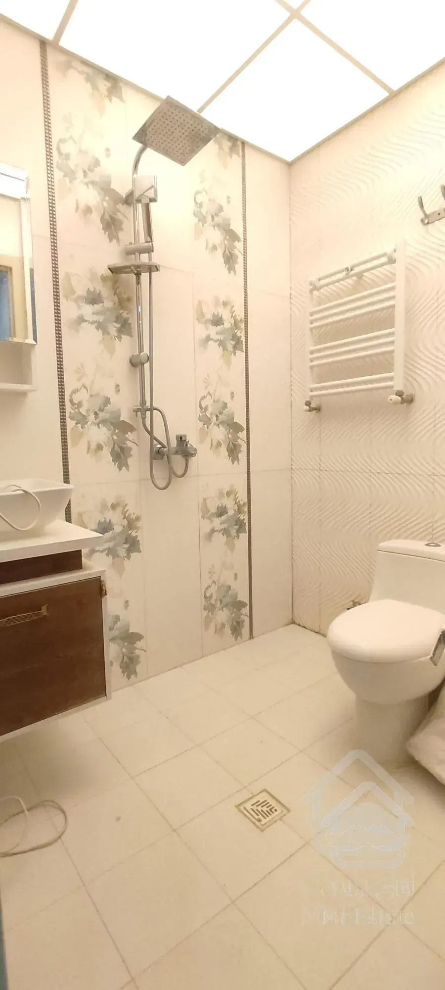 آپارتمان 125 متری تخلیه فوری