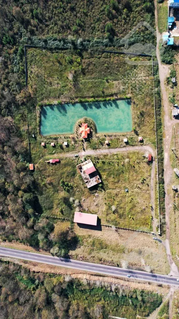 زمین ۳۰۰۰۰ مترمربع گردشگری