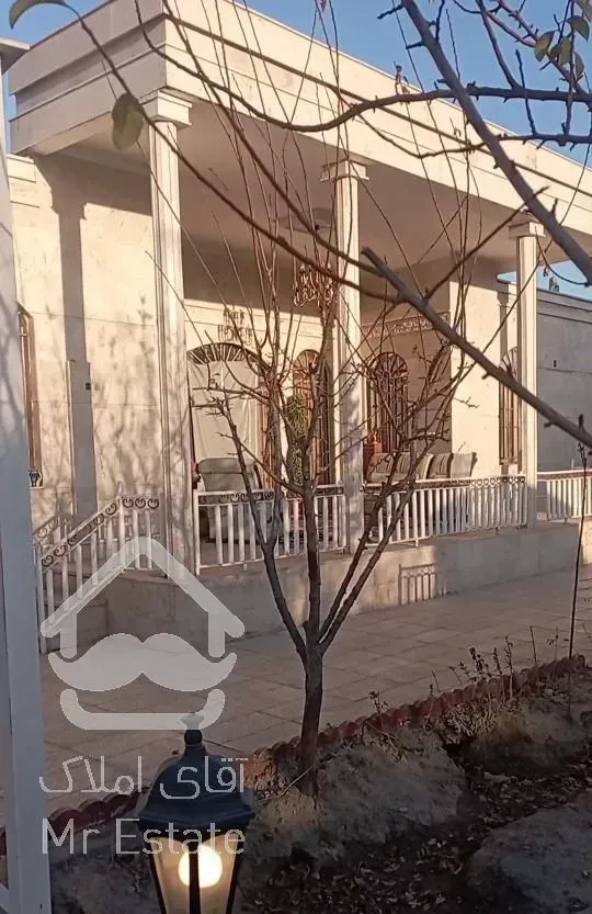 باغ ویلا 1300 متر 180 متر بنا ۳ خواب